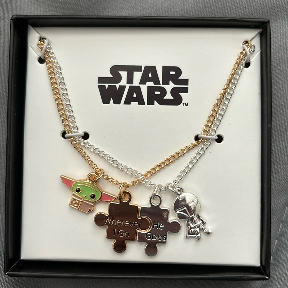 Disney Star Wars Mando-Grogu best friends necklace set NWT